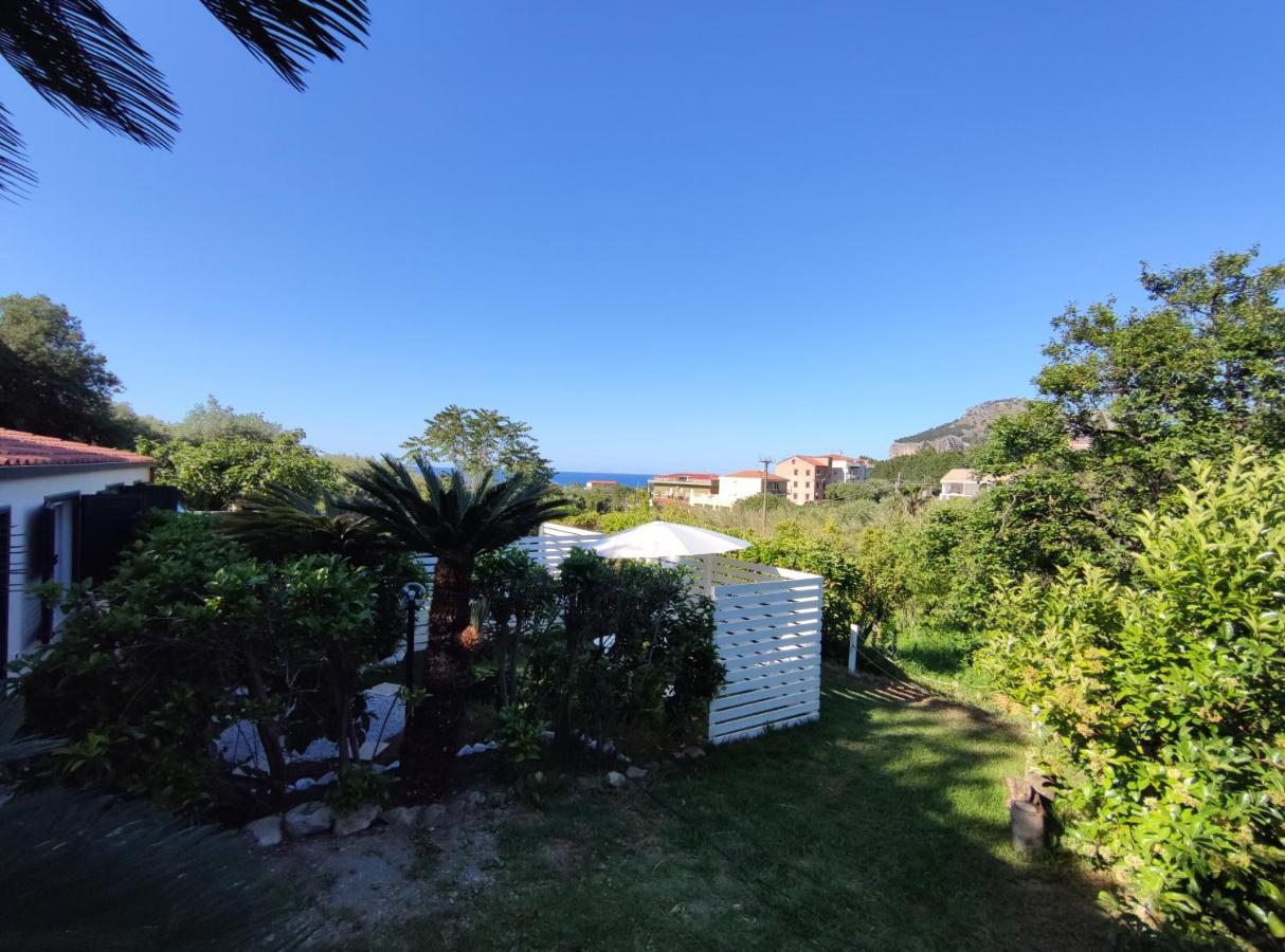 Villa Martino Apartments Cefalu Bagian luar foto