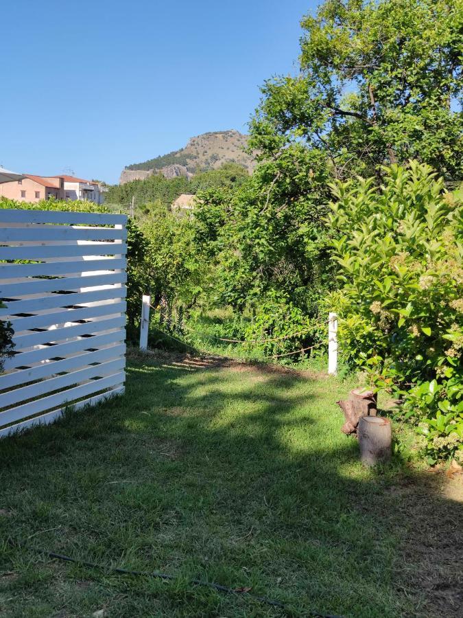 Villa Martino Apartments Cefalu Bagian luar foto